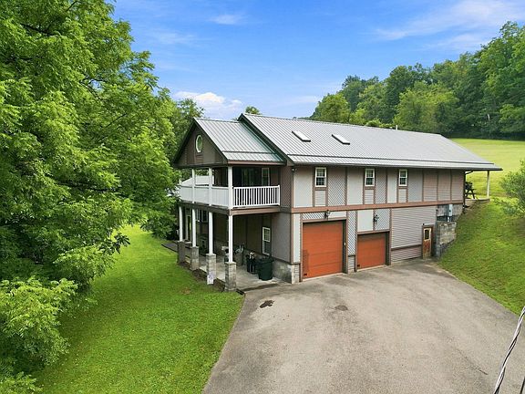 2nd image of 28 Dutch Glory Rd
