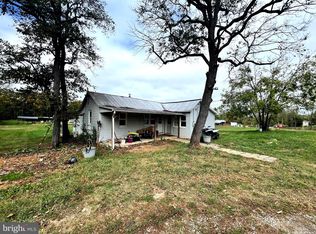 908 Triple J Rd, Berryville, VA 22611