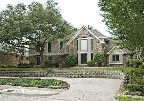 1st image of 218 Canyon Valley Dr
