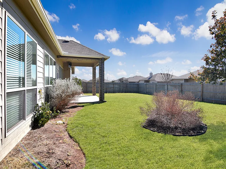 7316 Amber Meadow Loop — Photo 25