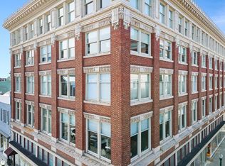 65 3rd St #402, Troy, NY 12180