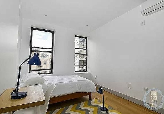 4th image of 395 Kosciuszko St #2BB