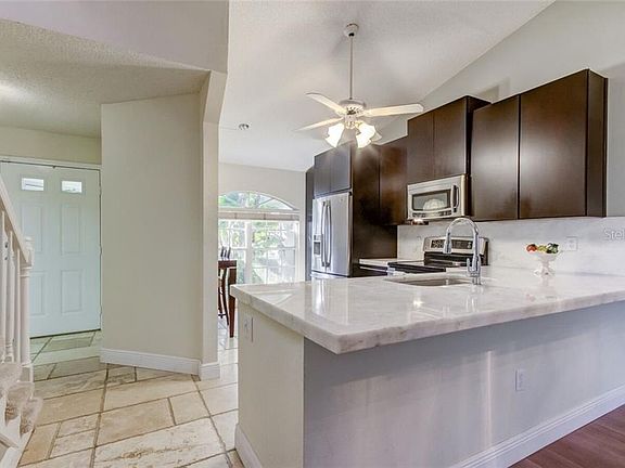 3rd image of 2542 Stony Brook Ln
