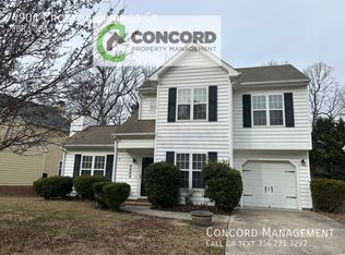 4904 Crofton Springs Ct, Greensboro, NC 27407