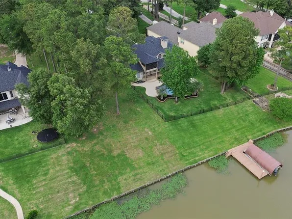 11424 Lake Oak Drive, Montgomery, TX 77356