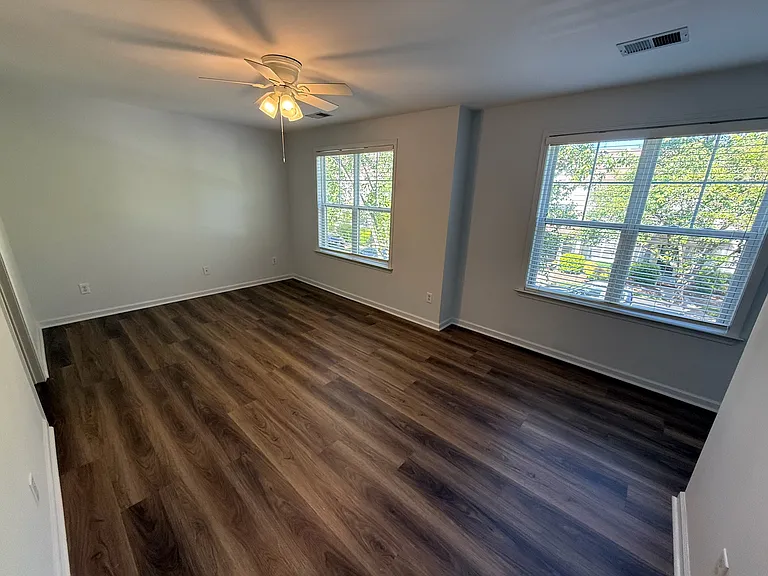 16936 Bridgeton Ln — Photo 12