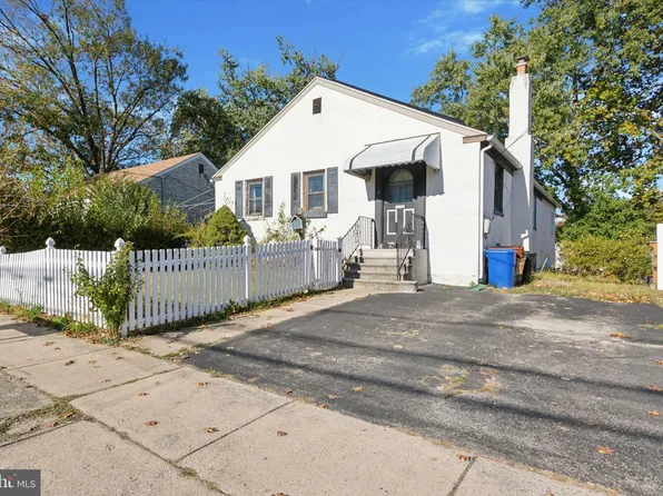 212 Amosland Rd, Holmes, PA 19043