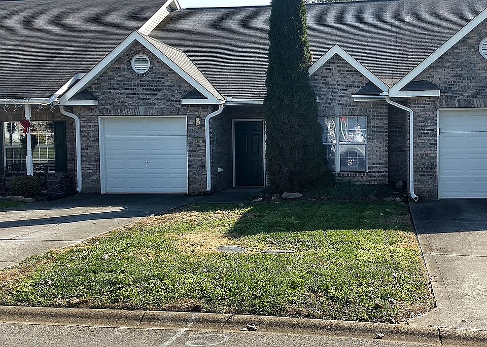 1st image of 1516 Emerald Pointe Ln