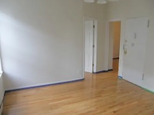 Rented by DSA Realty | media 18