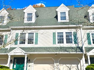5 Nelson Cir #20, Middleton, MA 01949