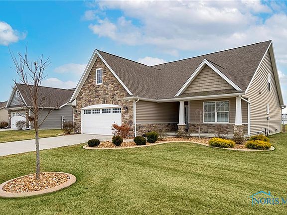3rd image of 15239 Sunset Maple Dr