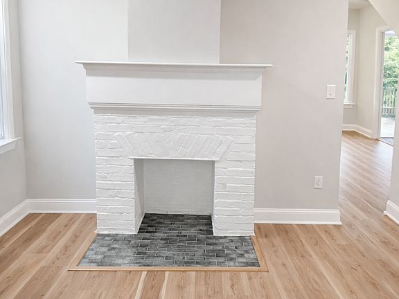 5th image of 3307 Monroe St
