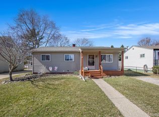 1163 Fall River Rd, Ypsilanti, MI 48198