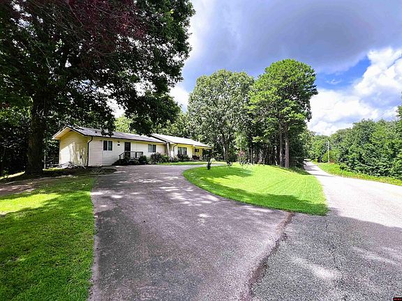 2nd image of 304 Cozahome Rd