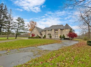 82 Pearson Rd, Welland, ON L3B5N4