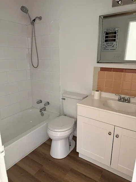 3 bed, 1256 sqft, $1,245 — Photo 4