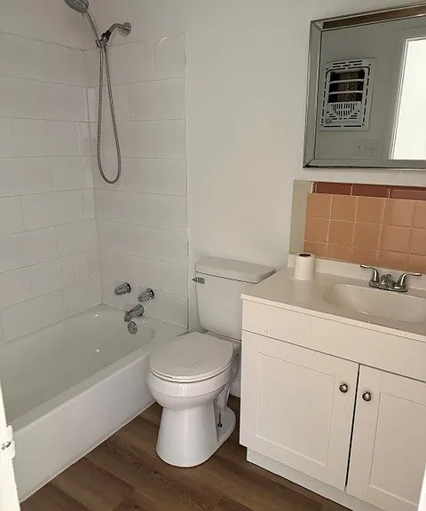Main Bath