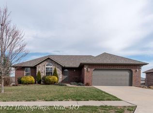1922 Holly Springs Ave, Nixa, MO 65714