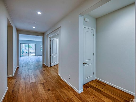 5th image of 18750 Cedar Crest Dr