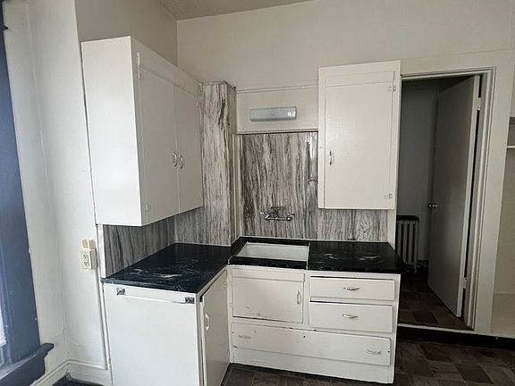 4th image of 348 E 14th Ave #C