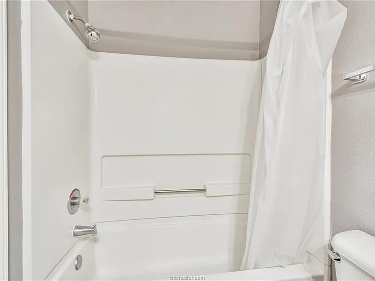 529 Parkway #203 — Photo 25