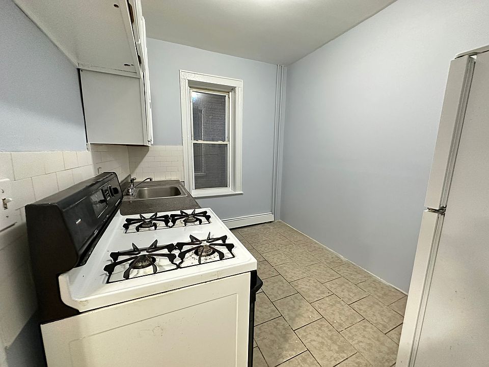 1st image of 237 Lexington Ave #19E