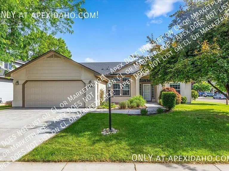 1899 W Apgar Creek Dr — Photo 1