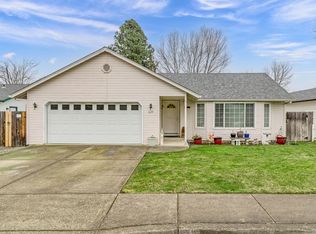 629 Glenn Way, Central Pt, OR 97502