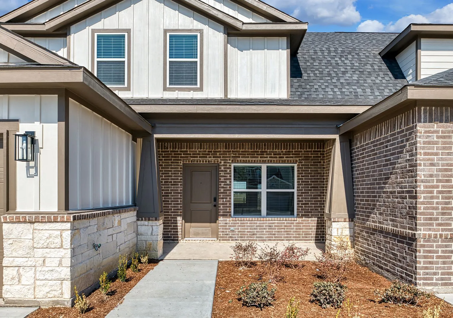 Available Now! New Luxurious Triplex Located On 1-Acre Lot In Midlothian, Tx! — Photo 1