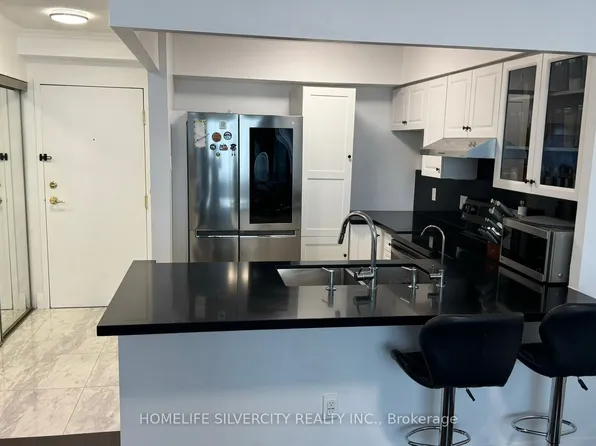 55 Elm Dr W, Mississauga, ON