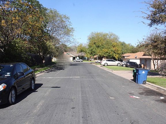 4th image of 11811 Lochridge Dr