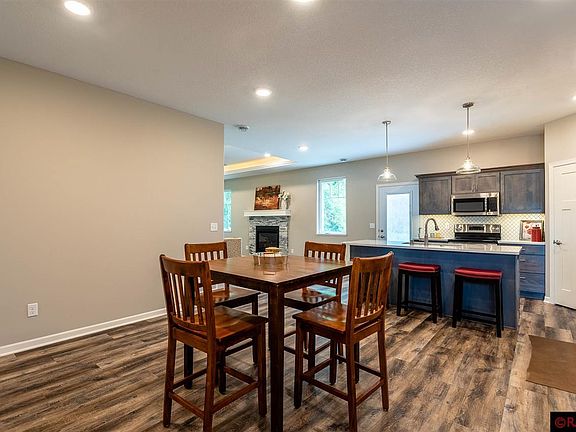 2nd image of 3122 Prairie Rose Dr