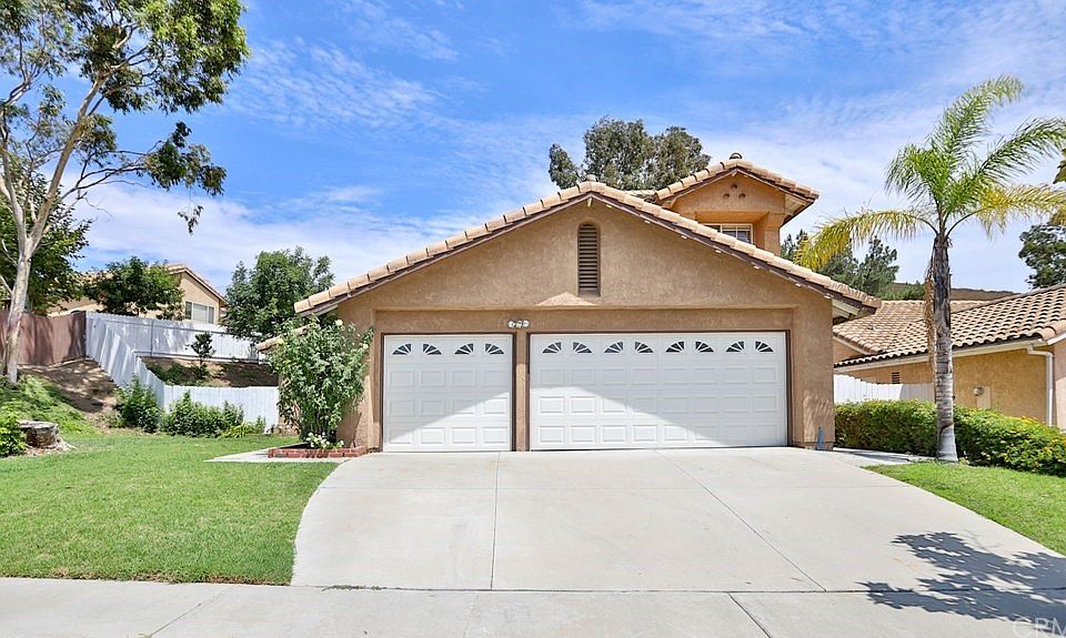 1st image of 619 Rock Vista Dr