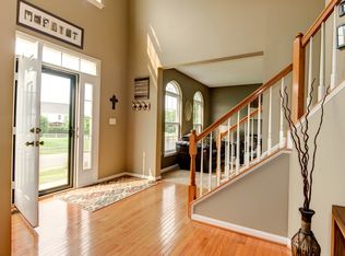 17246 Earlybird Ave, Round Hill, VA