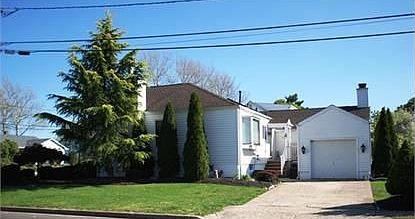 2nd image of 331 No 10 Ave
