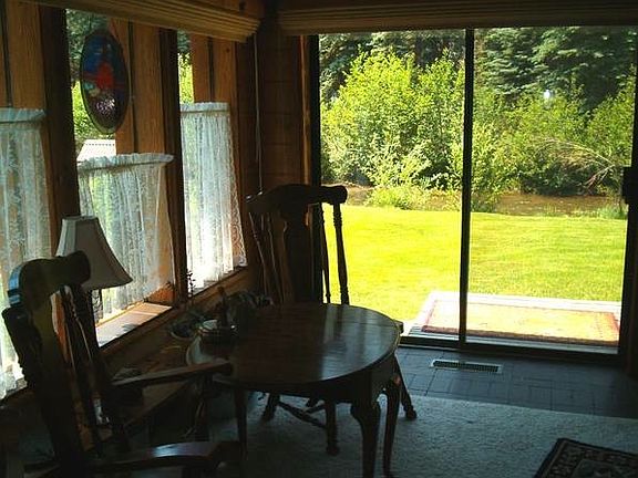 Dining Area just off living room