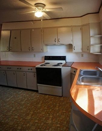 4th image of 3520 Asheville Hwy