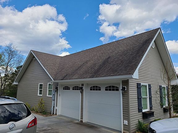 2nd image of 380 Kennedy Dr