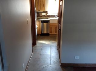 2014 Richton Pl, Richton Park, IL 60471