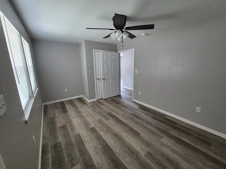 608 N Lime St — Photo 4