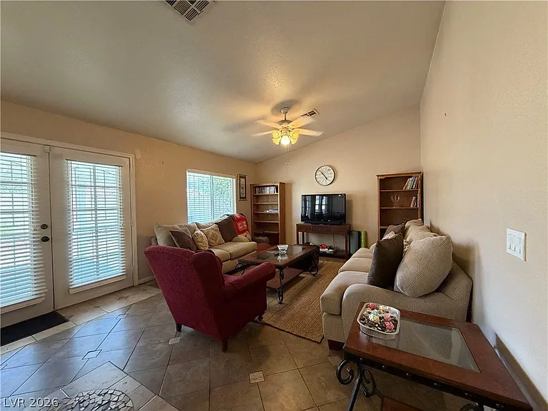 6405 Steamship Ct — Photo 8