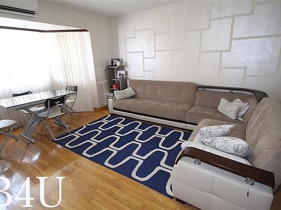2nd image of 25 Cove Ln #3A