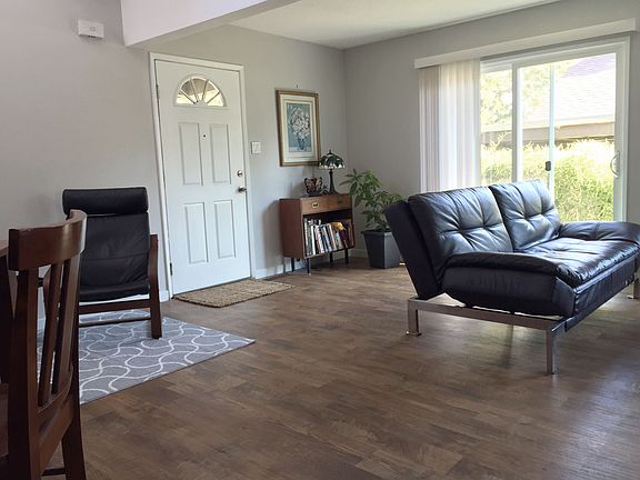 6013 Living Room