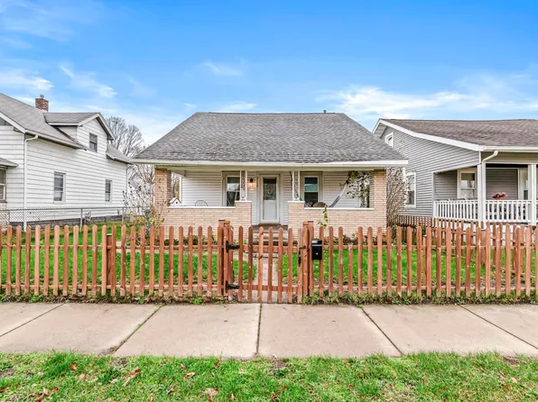 2117 Milburn Blvd, Mishawaka, IN 46544