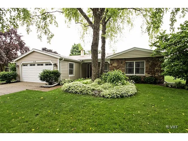 510 Hemlock Ln photo 1