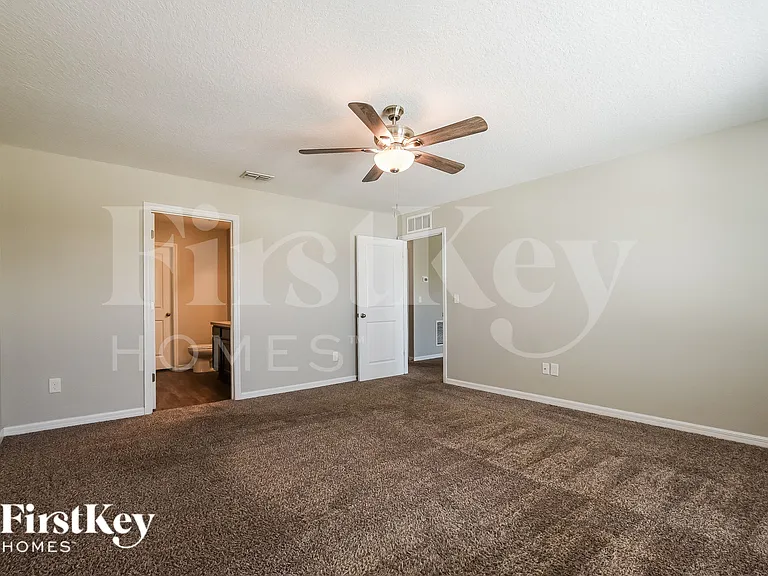 3941 Saltmarsh Loop — Photo 8