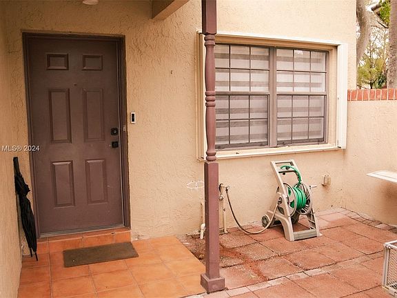 5th image of 9132 Vineyard Lake Dr #9132