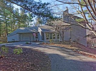 59 Deer Cliff Rd, Voorheesville, NY 12186