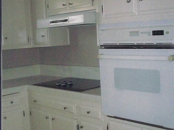 5th image of 3760 Vista Campana S Unit 27
