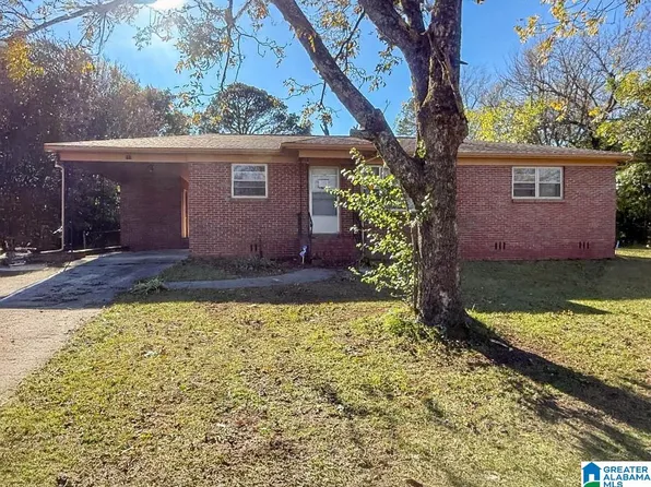 317 Sunhill Rd NW, Center Point, AL 35215